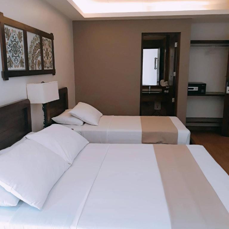 คาซา รูบิน Hotel Dumaguete City ภายนอก รูปภาพ